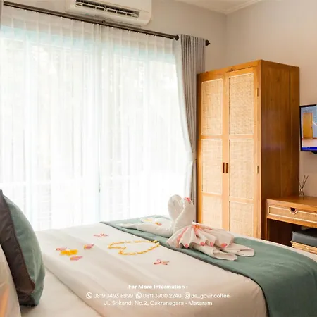 De'Govin Hotel